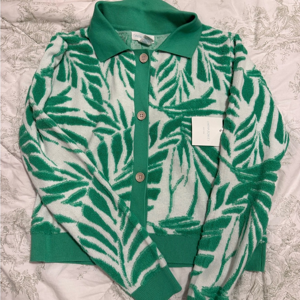 Cynthia Rowley Green and White Leaf-Print Collared Cardigan
